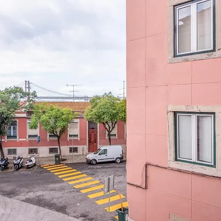Guestready - Ideal And Functional 1-Bedroom Apartment In Alcantara Lisboa